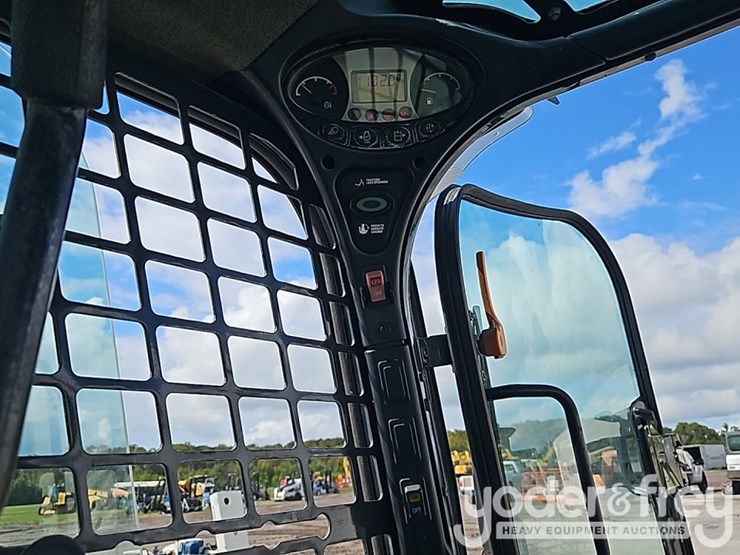 2019-bobcat-t870-image-30