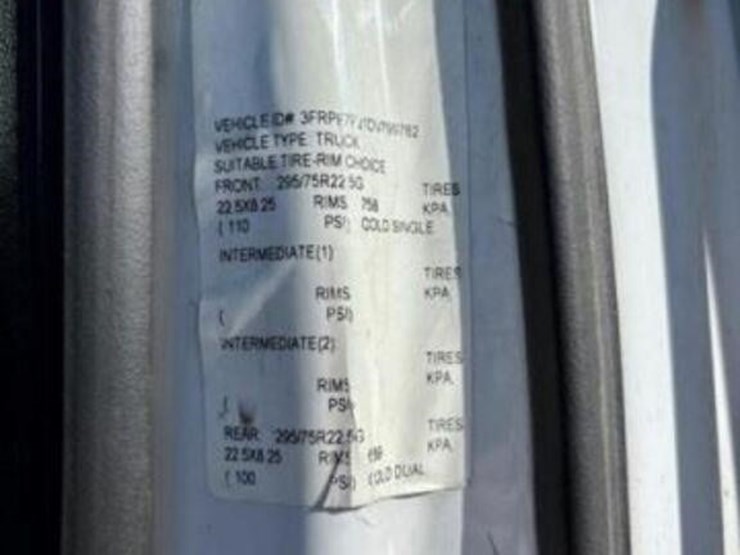 2013-ford-f750-xl-image-58