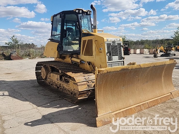 2011-caterpillar-d6k-lgp-image-7