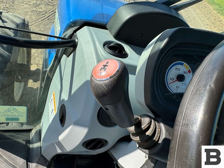 2014-new-holland-t4.105-image-63