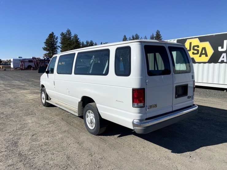 2001-ford-e350-image-3