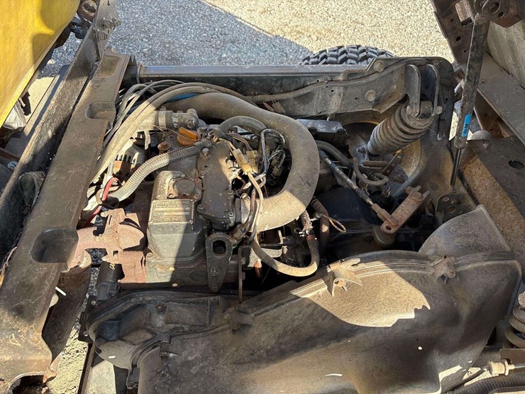 john-deere-gator-image-13