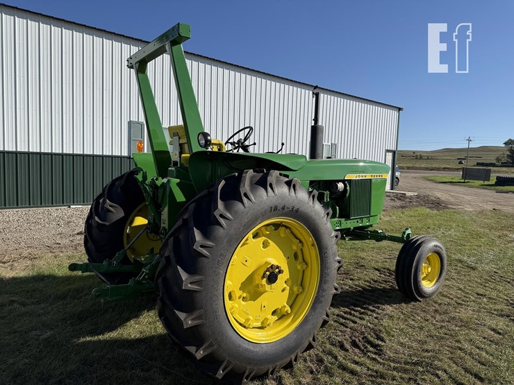 john-deere-4020-image-3