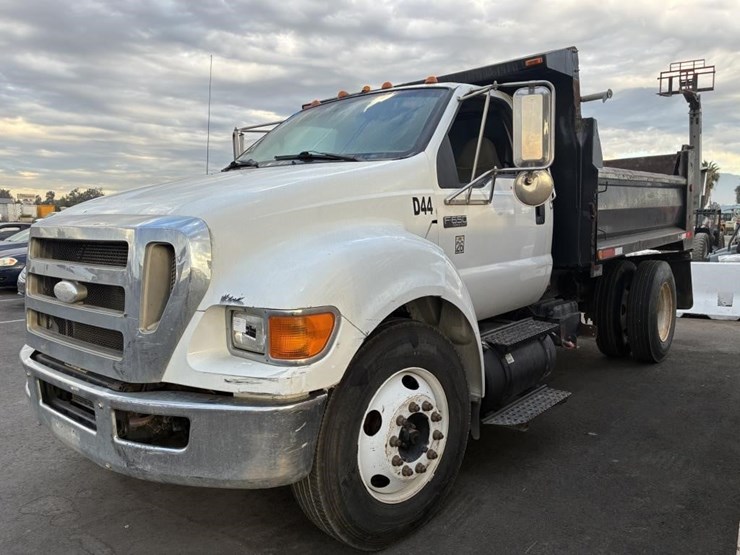 ford-f650-image-1