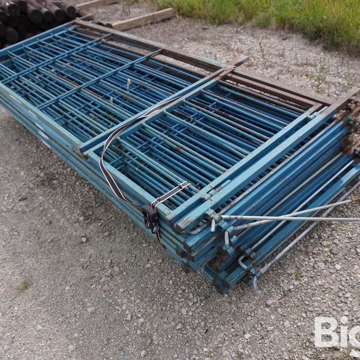 Sydell 92"x42" Sheep Pen Panels