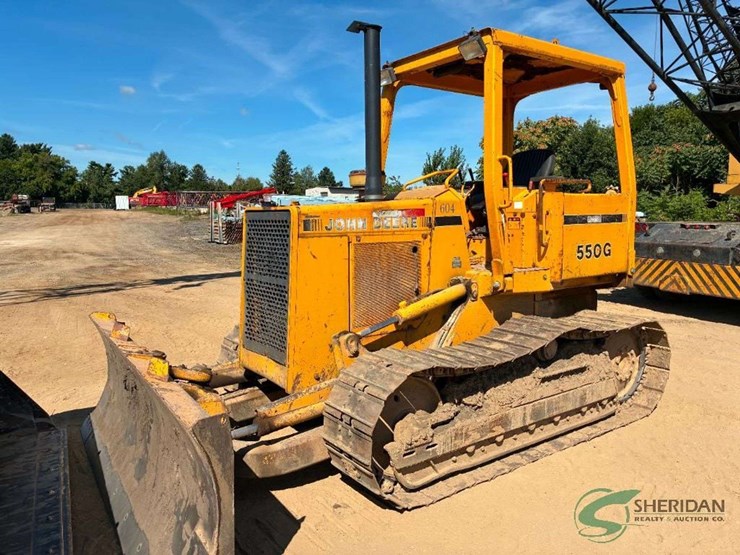 deere-550g-image-1
