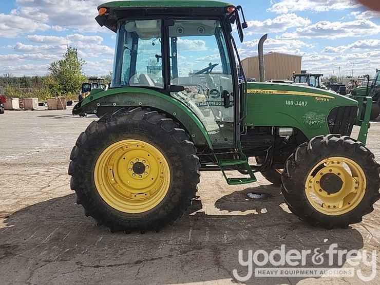 2009-john-deere-5093e-image-6