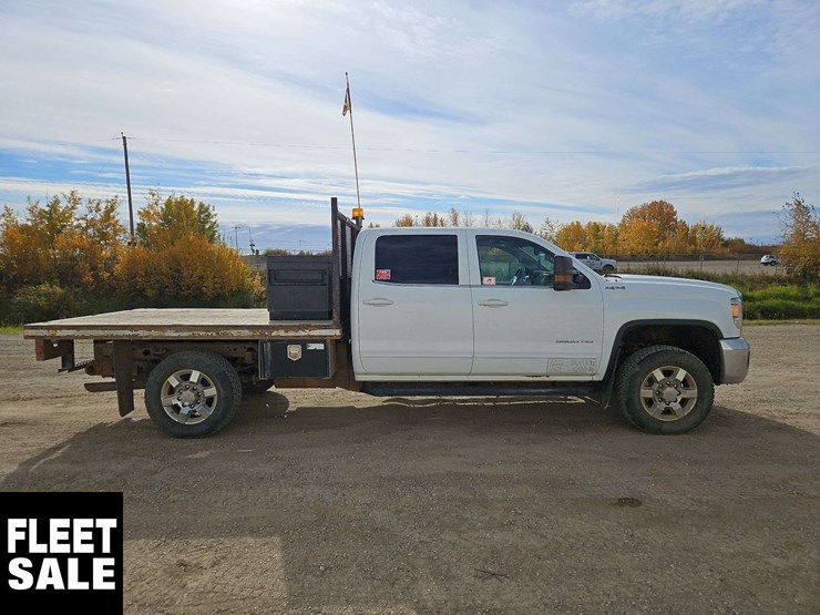 2017-gmc-sierra-3500hd-image-5
