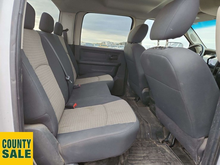 2010-dodge-ram-2500-image-17