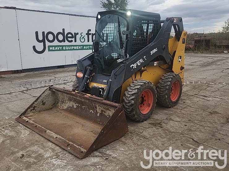2018-deere-318g-image-1