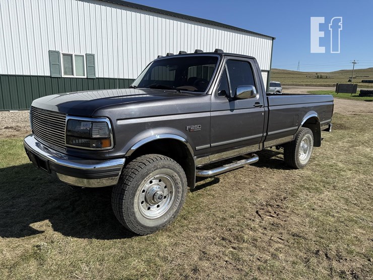 1996-ford-f250-xlt-image-2
