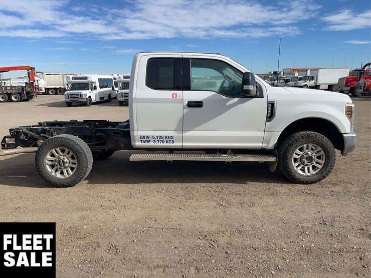 2018-ford-f350-image-5