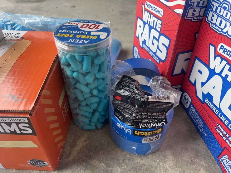 cleaning-supplies-&-first-aid-kit-image-3