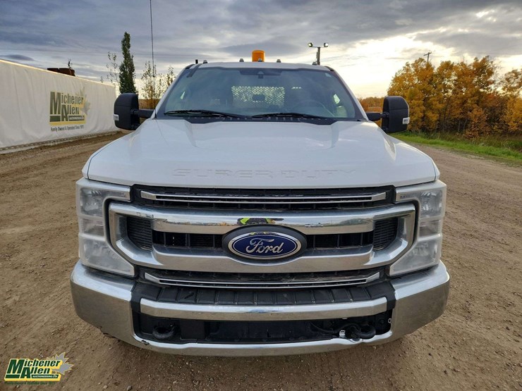 2020-ford-f350-image-24