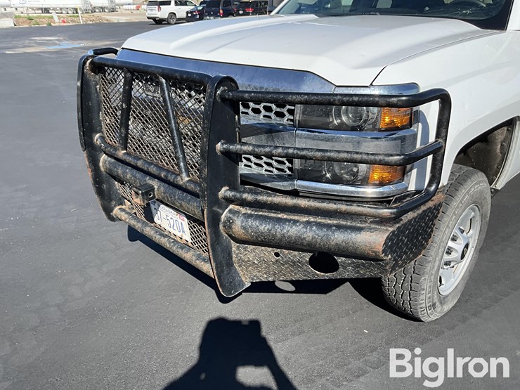 2019-chevrolet-silverado-2500-image-9
