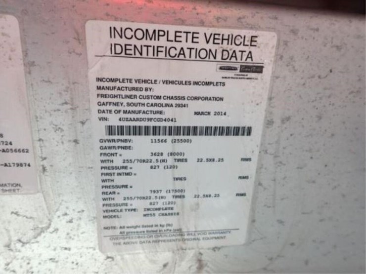 2015-freightliner-mt55-image-24