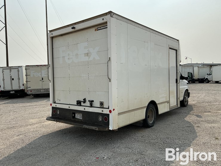 chevrolet-express-3500-image-5