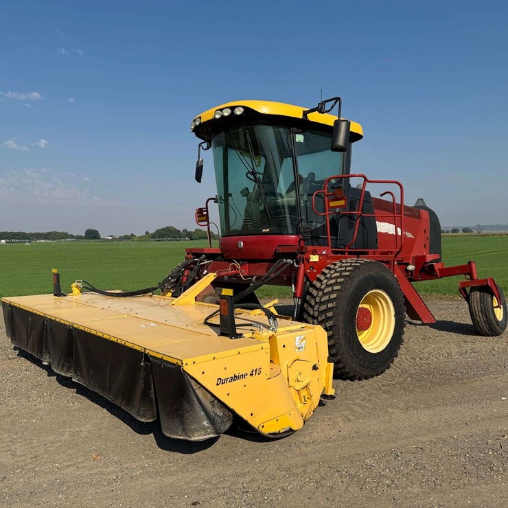 2013 NEW HOLLAND H8080
