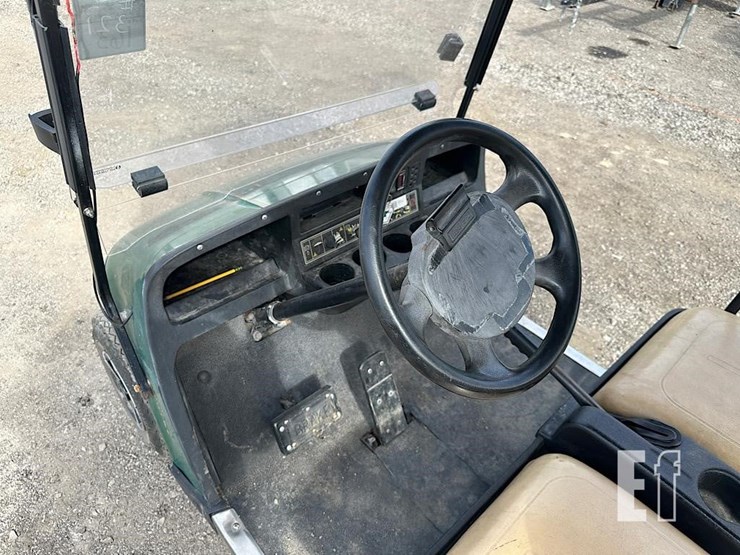 e-z-go-4-seater-electric-golf-cart-163-image-10