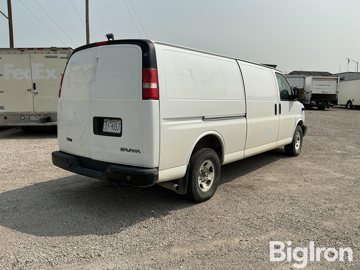 2017-chevrolet-express-g3500-image-5