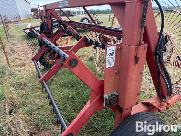h-&-s-hay-machine-ii-image-15