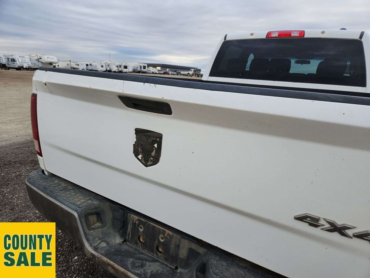 2010-dodge-ram-2500-image-40