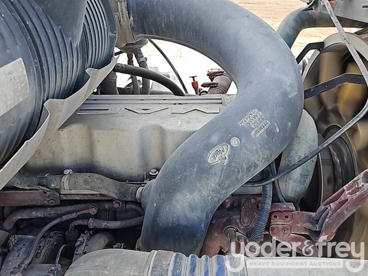 2015-mack-gu713-granite-image-23