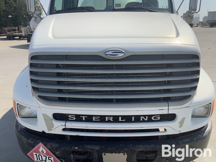 2010-sterling-l8500-image-10