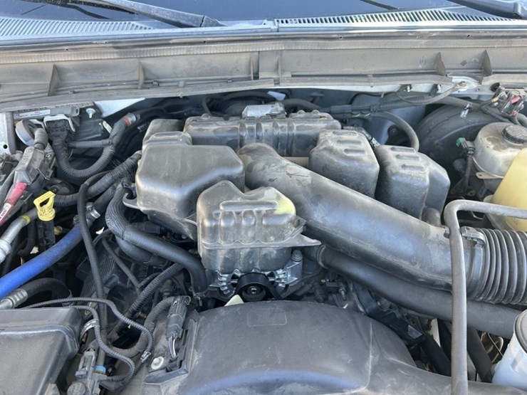 2016-ford-f350-image-33