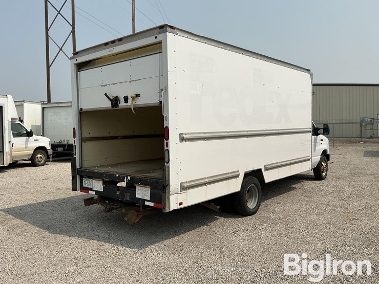 ford-e350-image-5