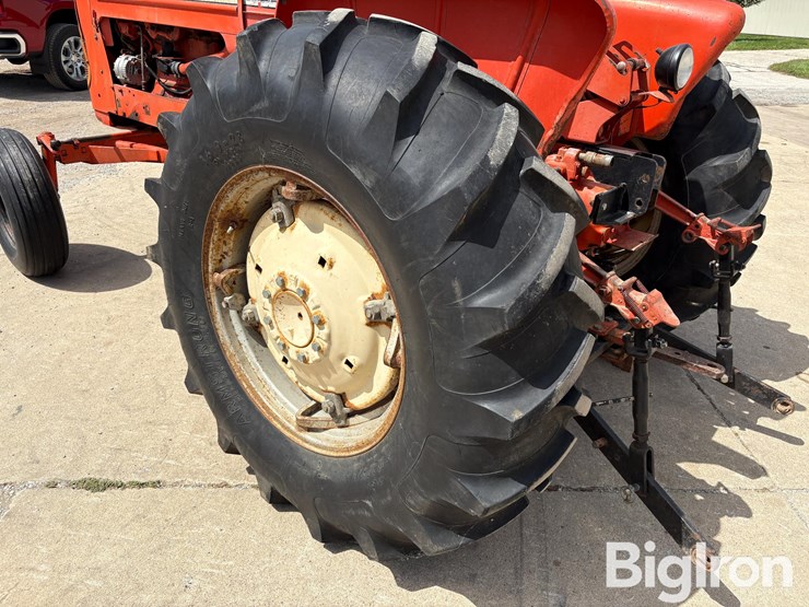 1963-allis-chalmers-d17-image-16