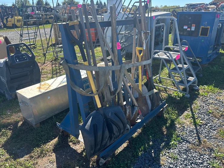 glass-cart-w/-shovels-image-5