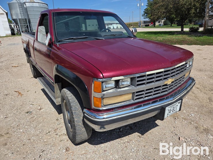 1989-chevrolet-2500-image-3