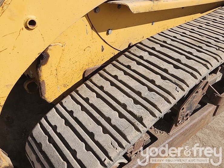 caterpillar-277-image-10