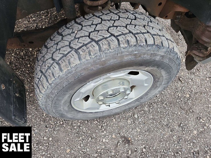 2012-ford-f350-image-30