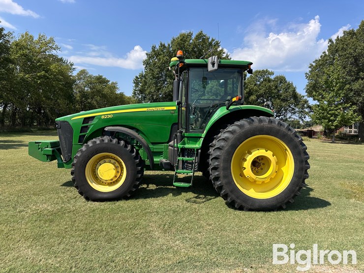 2008-john-deere-8230-image-8