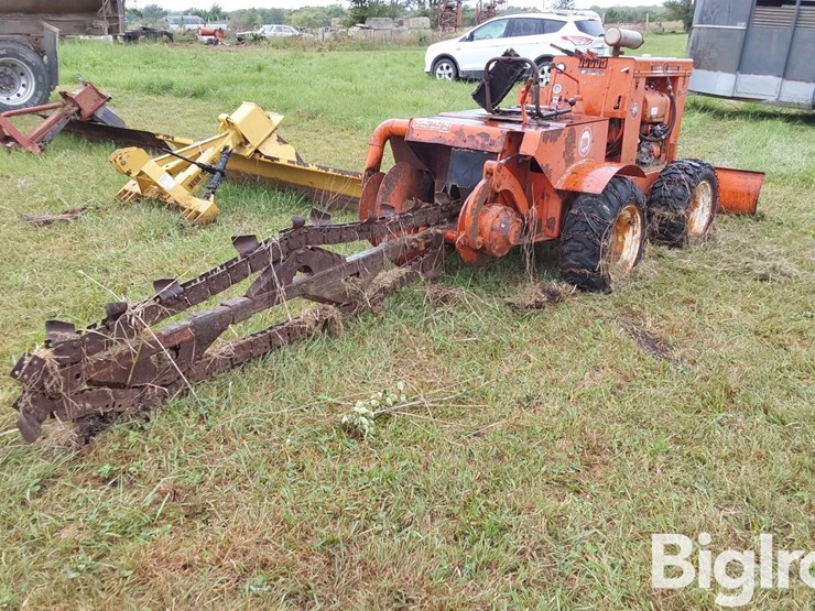 ditch-witch-v30-image-5