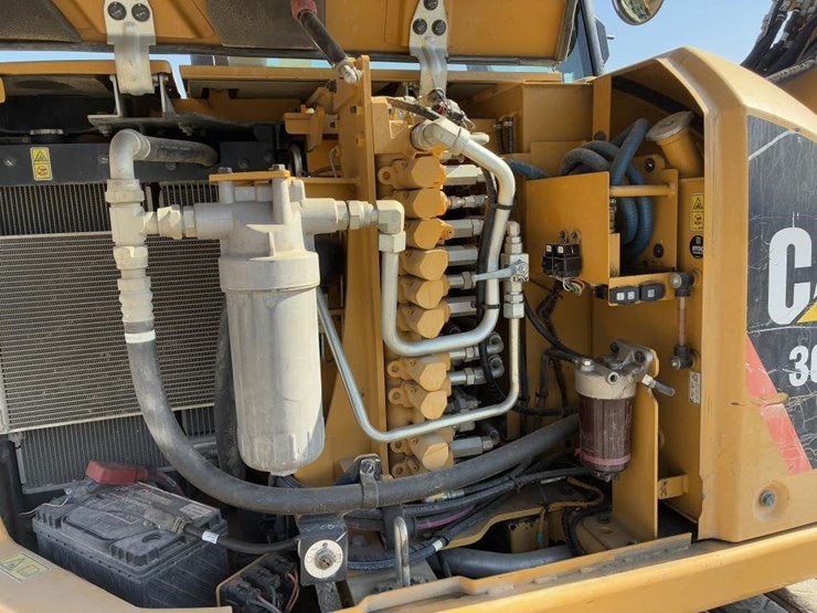2016-caterpillar-308e2-cr-image-15