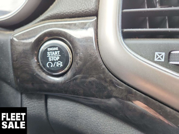 2012-jeep-grand-cherokee-image-10