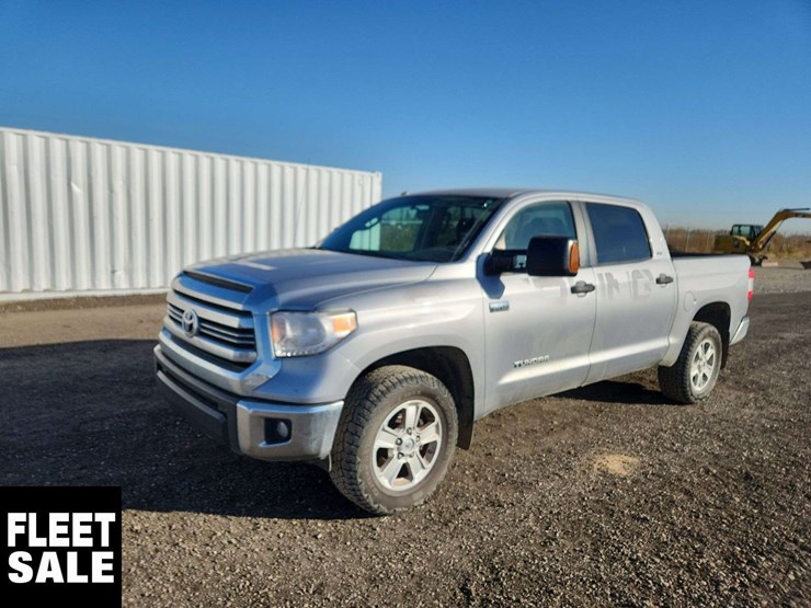 2017-toyota-tundra-image-1