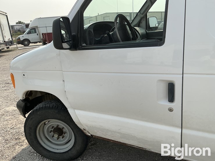 2006-ford-e350-image-10