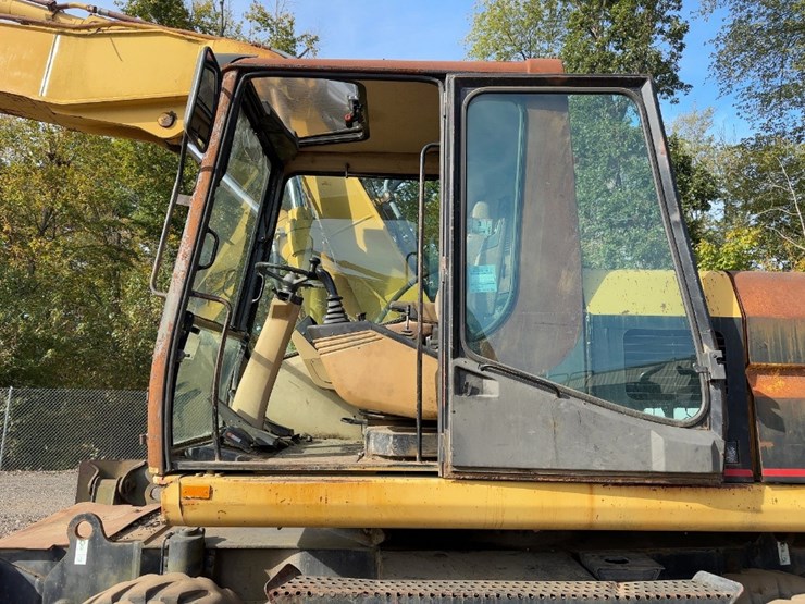 1999-caterpillar-m318-image-23