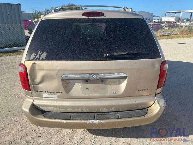 2003chrysler-town-&amp;-country-van-image-29