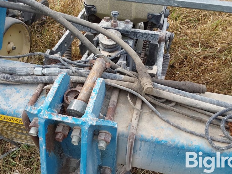 kinze-2100-image-18