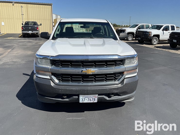 2016-chevrolet-silverado-1500-image-2