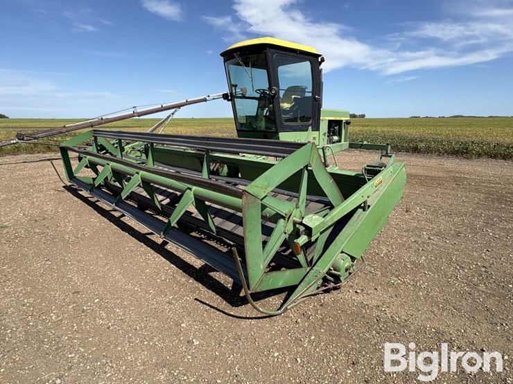 1981-john-deere-2420-image-1