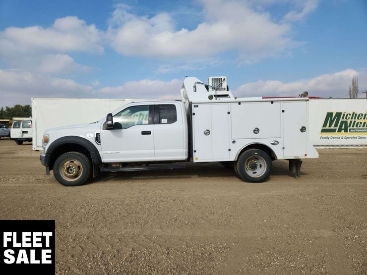 2020-ford-f550-image-8