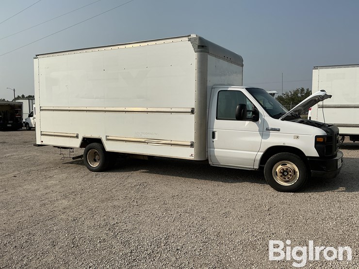 2015-ford-e350-image-4