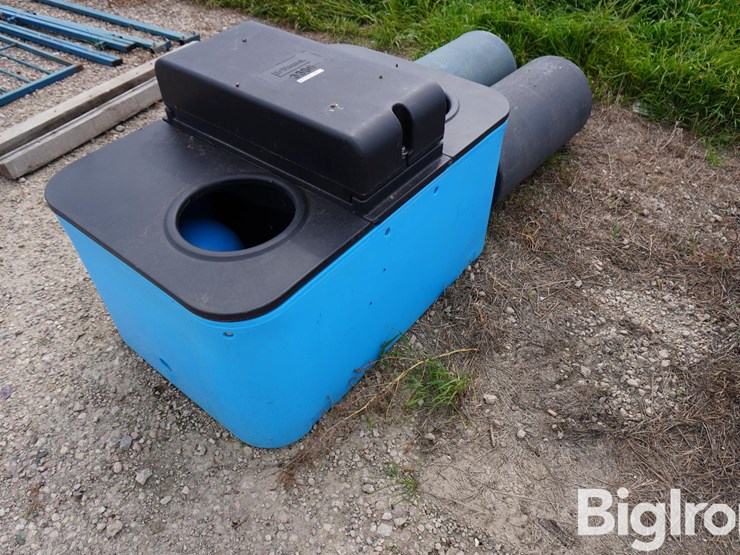 mirafount-e-fount-3390-two-hole-waterer-w/thermal-heat-tubes-image-5