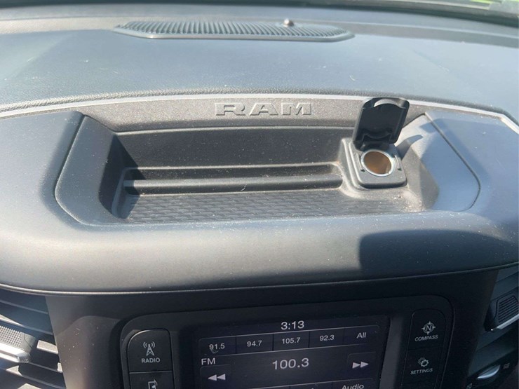 2022-dodge-ram-1500-image-38